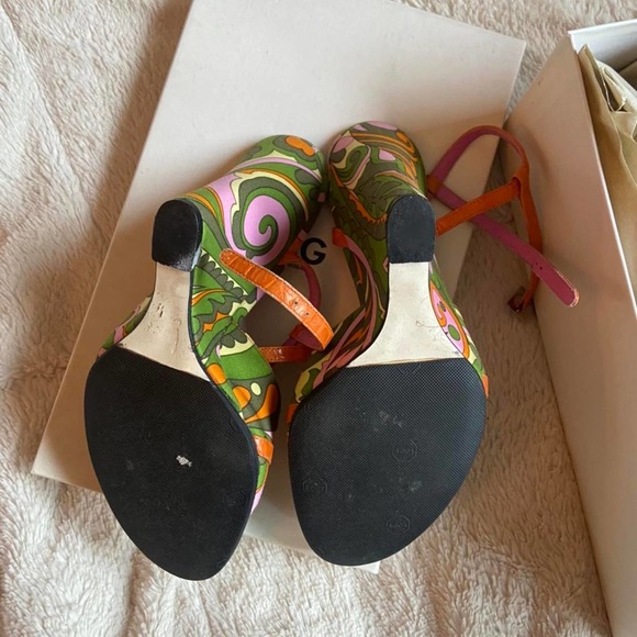 Authentic Summer of Love Dolce & Gabbana Psychedelic Heels size 6 - Picture 3 of 4